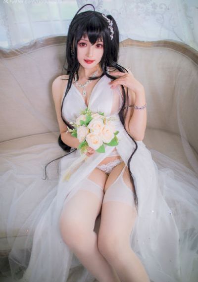 美女脱个精光一丝不遮_高清免费播放