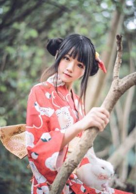 丰满白嫩大尺度尤物私房照_DVD全集免费观看