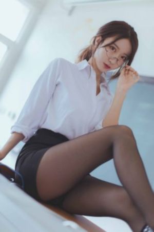亚洲精品女人久久_欧美电影在线