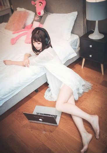 国产美腿制服丝袜在线_免费手机在线看片