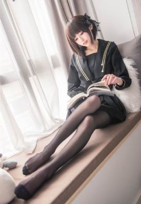 俄罗斯少妇偷人精品偷拍森林电影_超清高清完整版播放